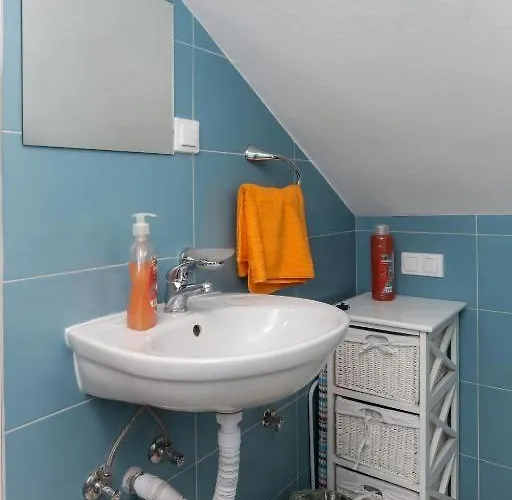 Lana Old Town Center