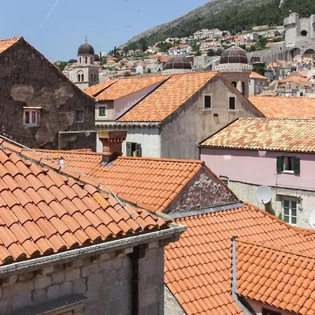 Lana Old Town Center *